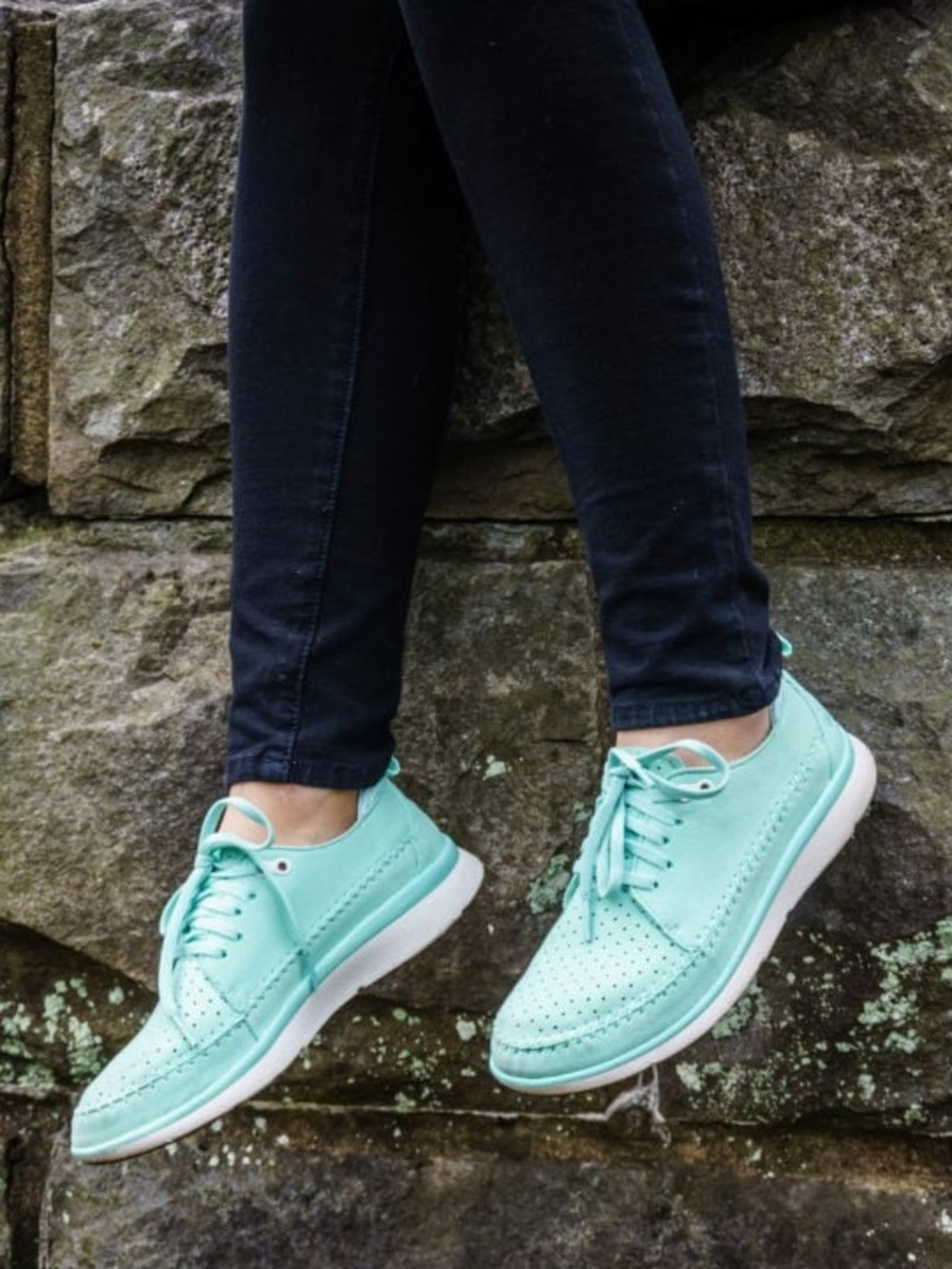 Superfeet Women’s Addy sneakers in Mint Green Casual Lace-Up perforated new